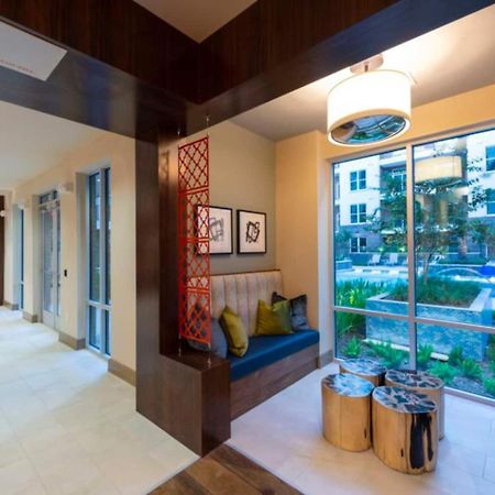Downtown Apt Free Parking - Pool - Gym - Fully Kitchen Houston Buitenkant foto