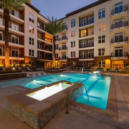 Downtown Apt Free Parking - Pool - Gym - Fully Kitchen Houston Buitenkant foto