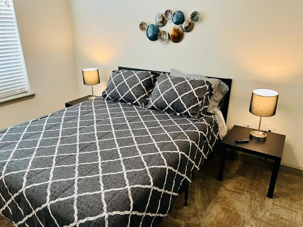 Downtown Apt Free Parking - Pool - Gym - Fully Kitchen Houston Buitenkant foto