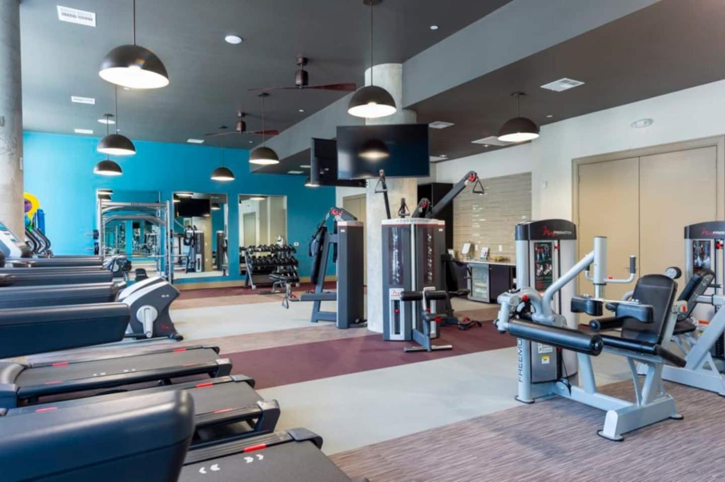 Downtown Apt Free Parking - Pool - Gym - Fully Kitchen Houston Buitenkant foto