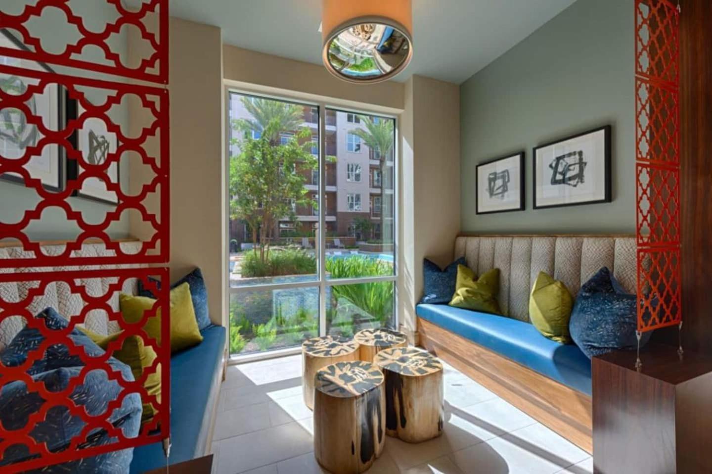 Downtown Apt Free Parking - Pool - Gym - Fully Kitchen Houston Buitenkant foto